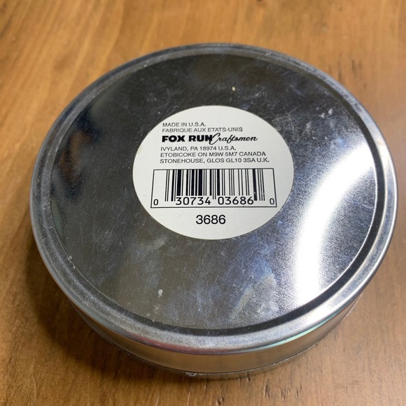 Fox Run Stainless Steel Star Cookie Cutters 5-Piece Set Tin - Picture 2 of 6